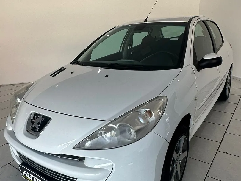 Peugeot 207 XR Sport 1.4 Flex 8V 5p