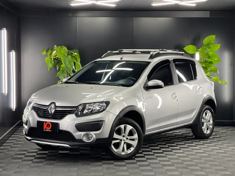 Renault SANDERO STEPWAY Flex 1.6 16V 5p