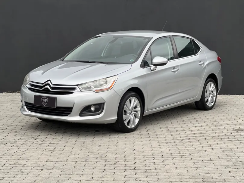 Citroën C4 LOUNGE Tendance 2.0 Flex 4p Mec.