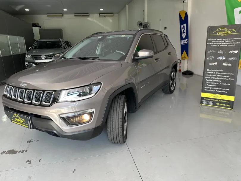 Jeep COMPASS LONGITUDE 2.0 4x4 Dies. 16V Aut.