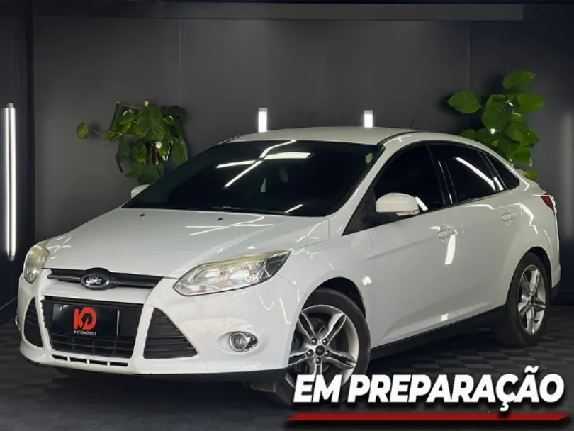 Ford Focus Sedan 2.0 16V/2.0 16V Flex 4p Aut.