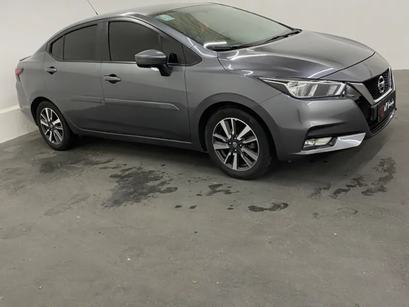 Nissan VERSA Advance 1.6 16V Flex Aut.