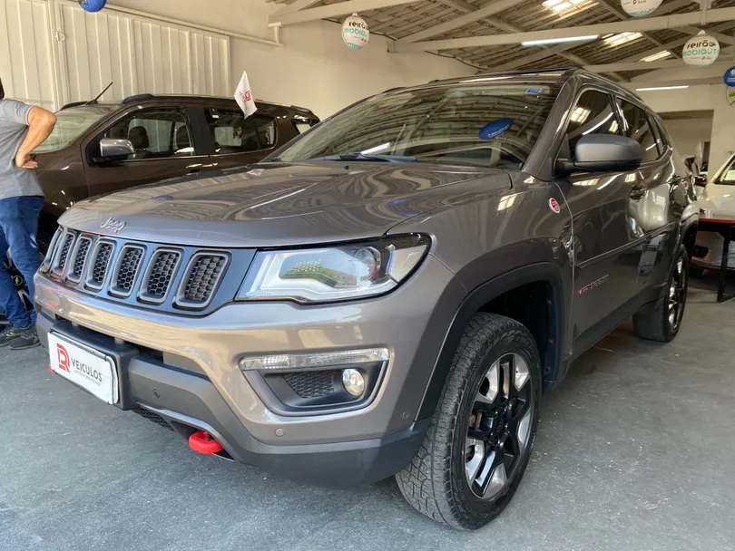 Jeep COMPASS TRAILHAWK 2.0 4x4 Dies. 16V Aut.