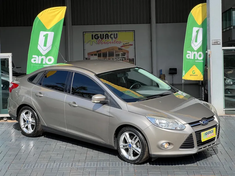 Ford Focus 2.0 16V/SE/SE Plus Flex 5p Aut.