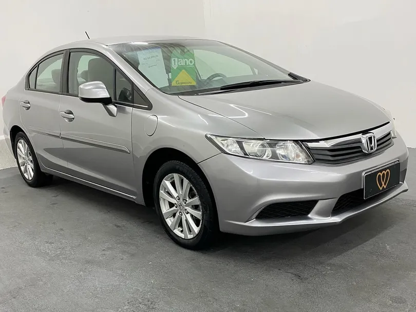 Honda Civic Sedan LXS 1.8/1.8 Flex 16V Aut. 4p