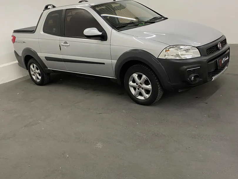 Fiat Strada Freedom 1.4 Flex 8V CD
