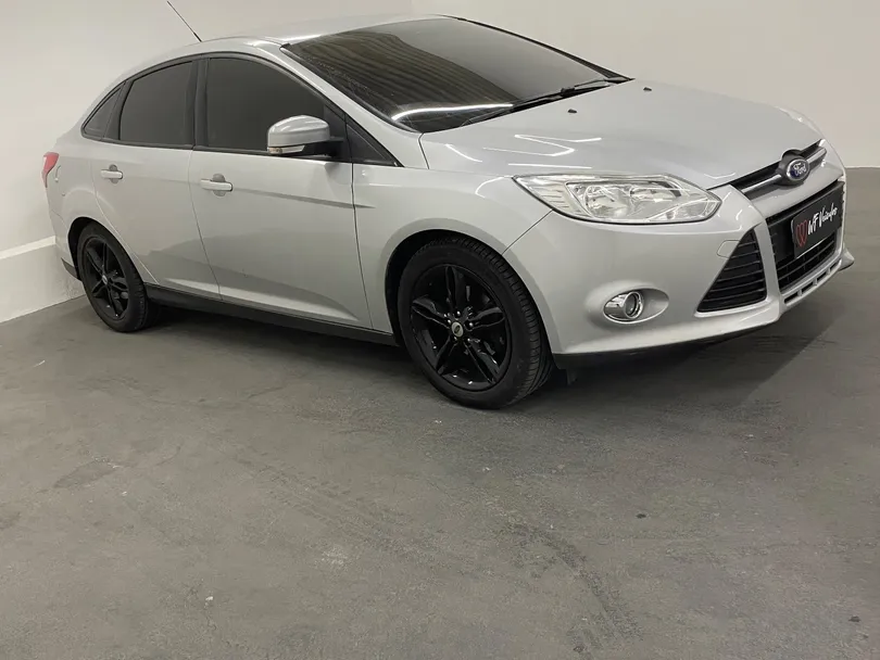 Ford Focus 2.0 16V/SE/SE Plus Flex 5p Aut.