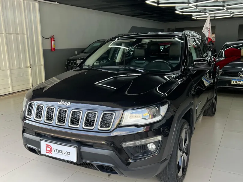 Jeep COMPASS LONGITUDE 2.0 4x4 Dies. 16V Aut.