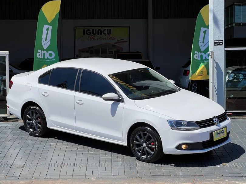 VolksWagen JETTA Comfortline 2.0 T.Flex 8V 4p Tipt.