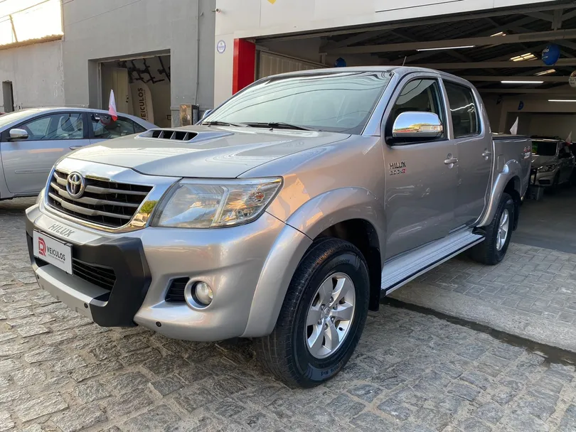 Toyota Hilux CD SRV D4-D 4x4 3.0 TDI Diesel Aut