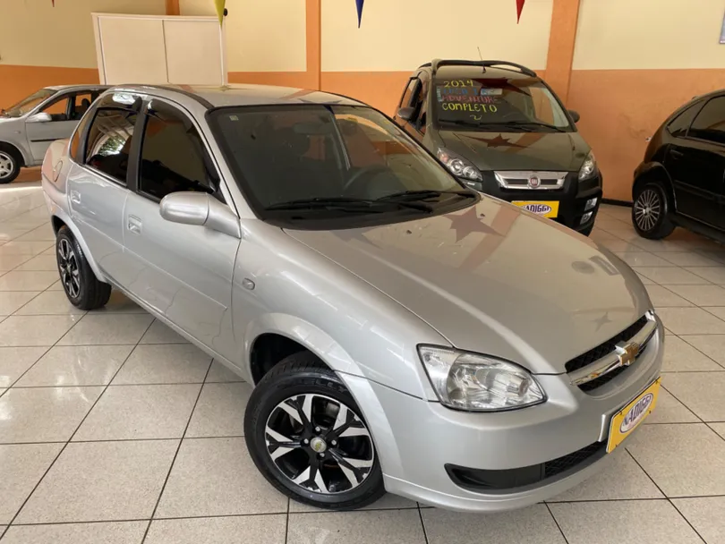 Chevrolet Corsa Sedan Super Milenium 1.0 MPFI 16V Gasolina 4