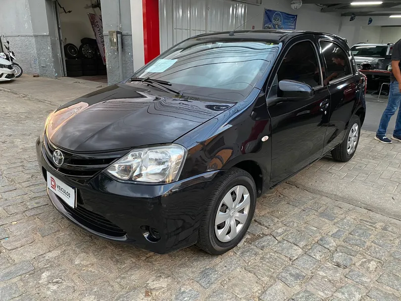 Toyota ETIOS X 1.3 Flex 16V 5p Mec.