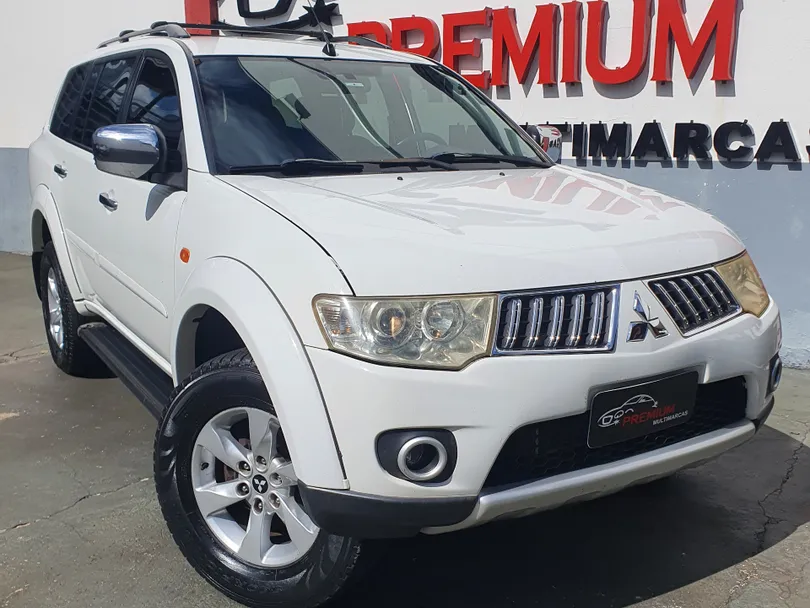 Mitsubishi Pajero DAKAR HPE 3.2 4x4 T.I Dies 5p Aut