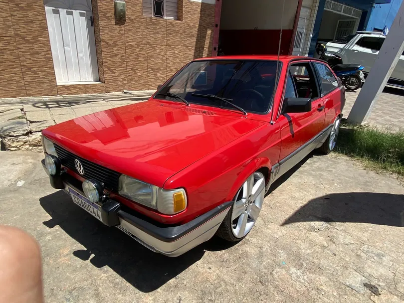 VolksWagen Gol 1000 (modelo antigo)