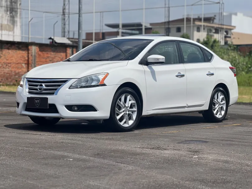 Nissan Sentra UNIQUE 2.0 Flex Fuel 16V Aut.