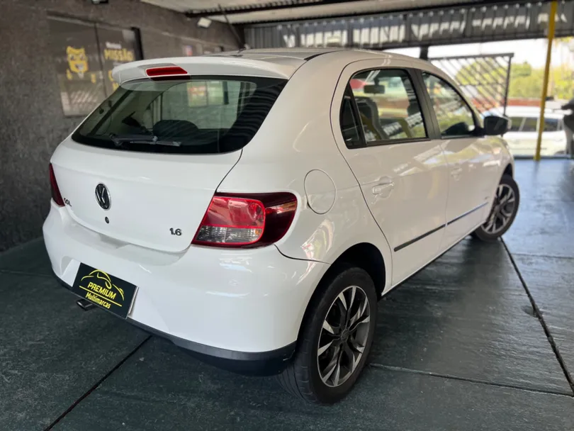VolksWagen Gol (novo) 1.6 Power/Highi T.Flex 8v 4P