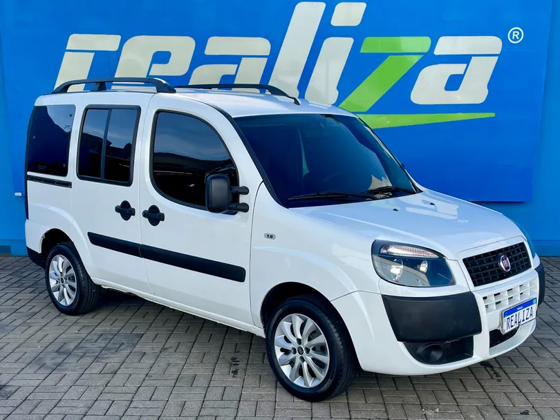 Fiat Doblo ESSENCE 1.8 Flex 16V 5p