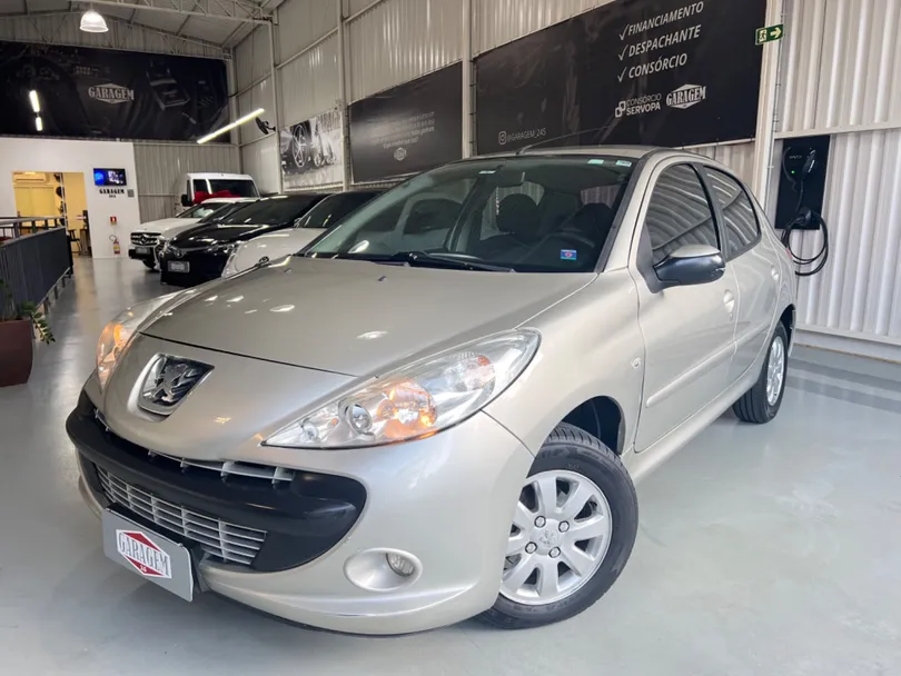 Peugeot 207 XR Sport 1.4 Flex 8V 5p