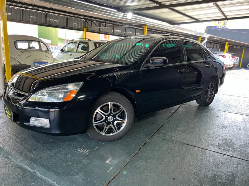 Honda Accord Sedan EX 2.7/3.0 24V