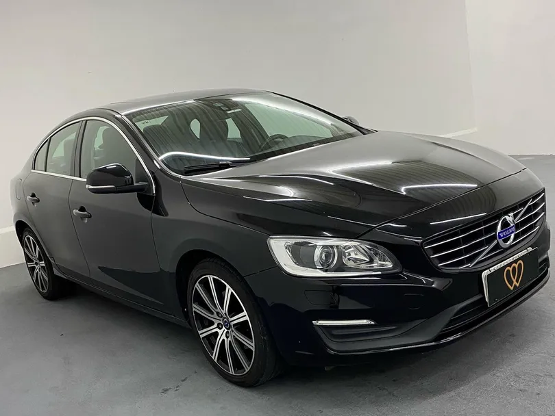 Volvo S60 T-5 MOMENTUM 2.0 245cv 4p