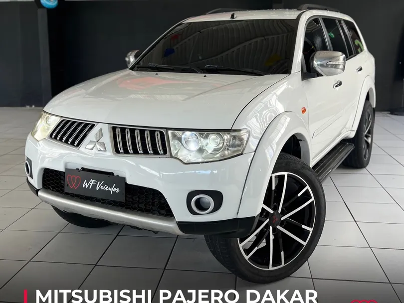 Mitsubishi Pajero DAKAR 3.2 4x4 T.I. Dies. 5p Aut.