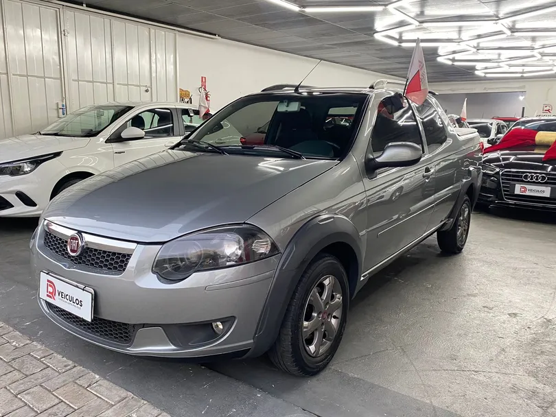 Fiat Strada Trekking 1.6 16V Flex CD