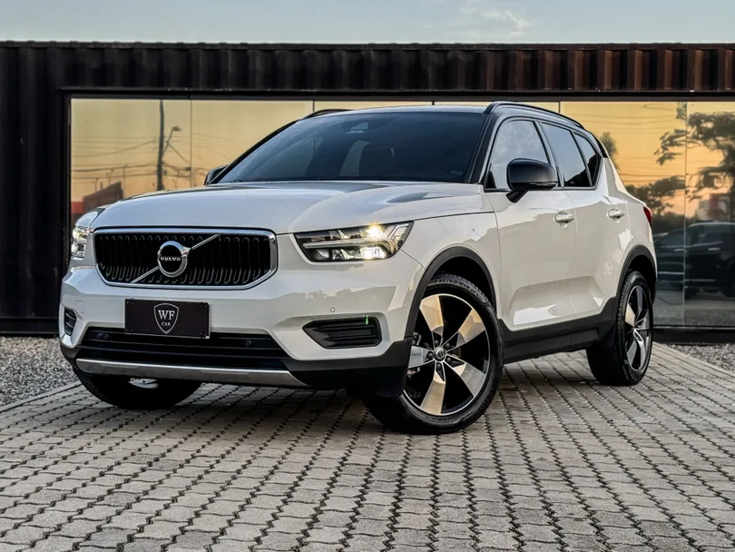 Volvo XC 40 T-5 MOMENTUM 2.0 252cv AWD