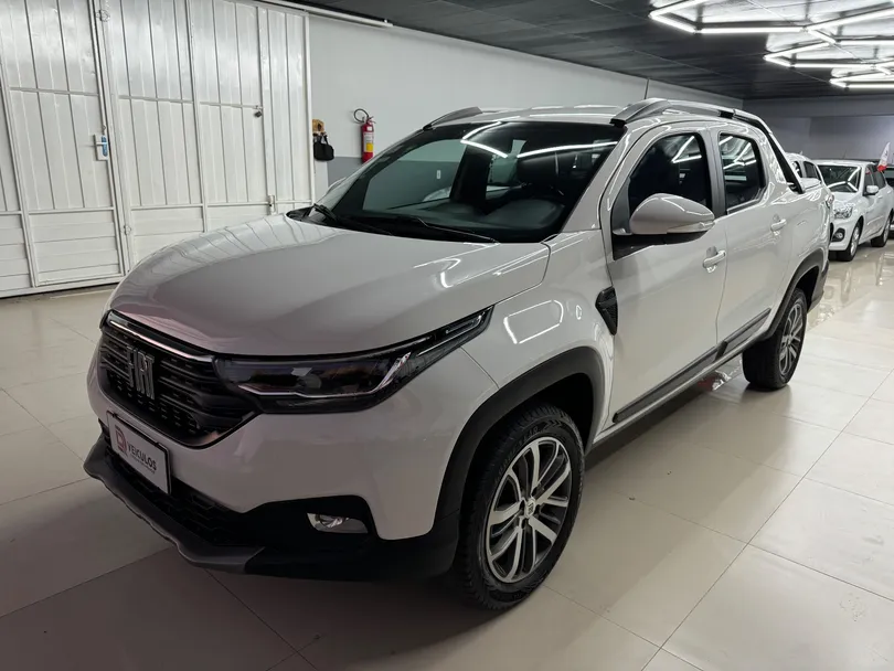Fiat Strada Volcano 1.3 Flex 8V CD
