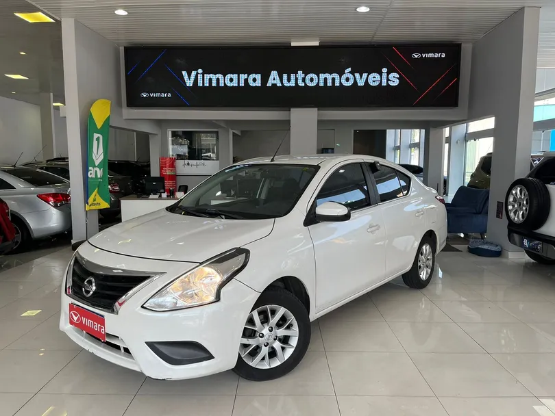 Nissan VERSA SV 1.6 16V FlexStart 4p Aut.