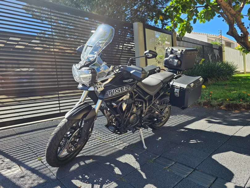 TRIUMPH TIGER 800 XRT