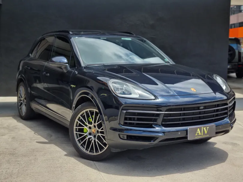 Porsche 3.0 V6 E-Hybrid Platinum Edition AWD Tiptronic