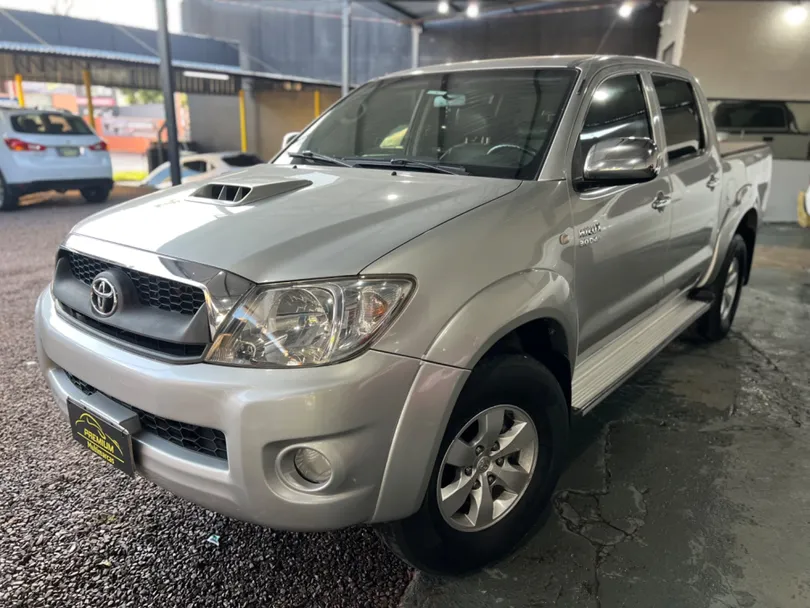 Toyota Hilux CD SRV D4-D 4x4 3.0 TDI Diesel Aut