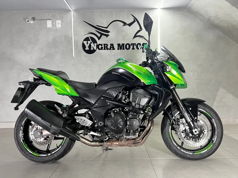 KAWASAKI Z 750 Gasolina 0 portas, câmbio Manual em São Paulo