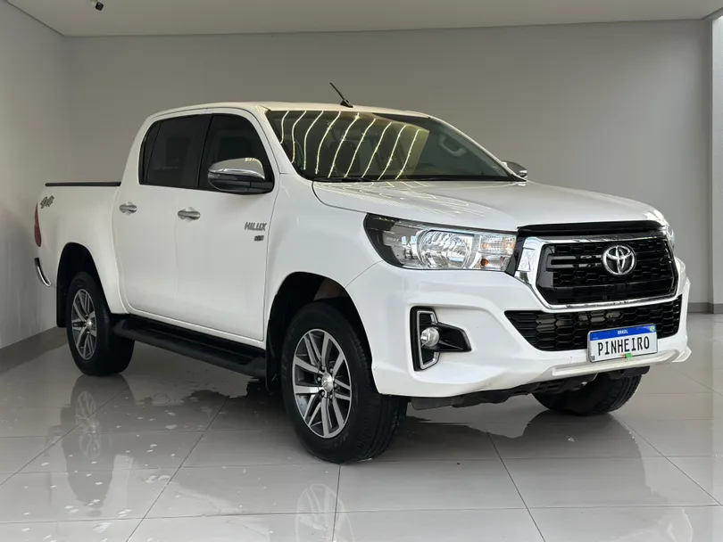 Toyota Hilux CD SRV 4x4 2.7 Flex 16V Aut.