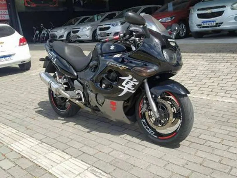 SUZUKI GSX 750 F