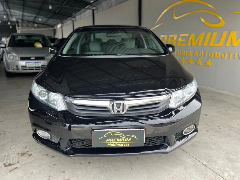 Honda Civic Sedan LXS 1.8/1.8 Flex 16V Aut. 4p