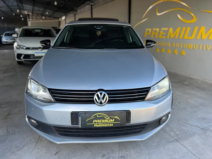 VolksWagen JETTA Comfortline 2.0 T.Flex 8V 4p Tipt.
