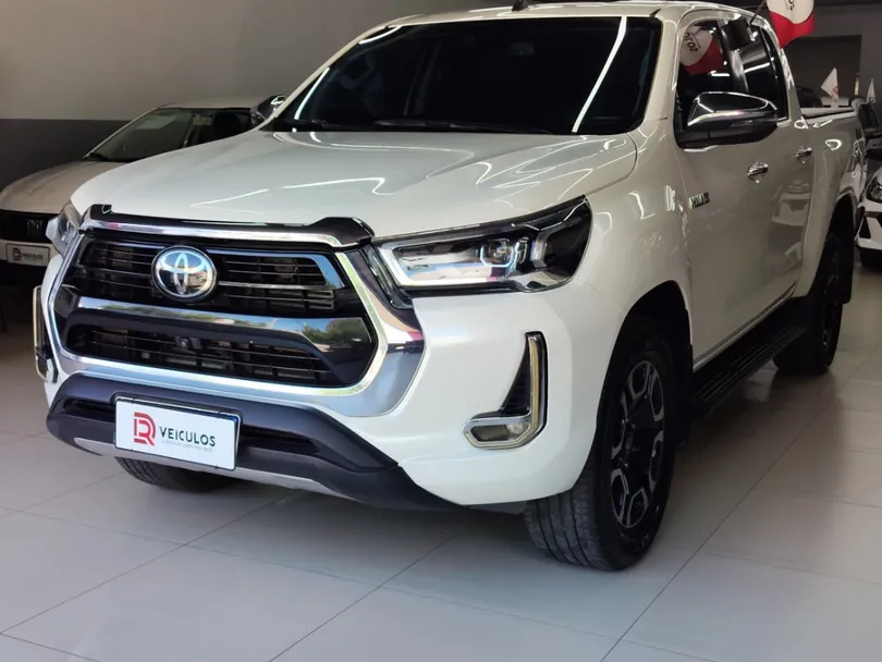 Toyota Hilux CD SRX 4x4 2.8 TDI 16V Diesel Aut.
