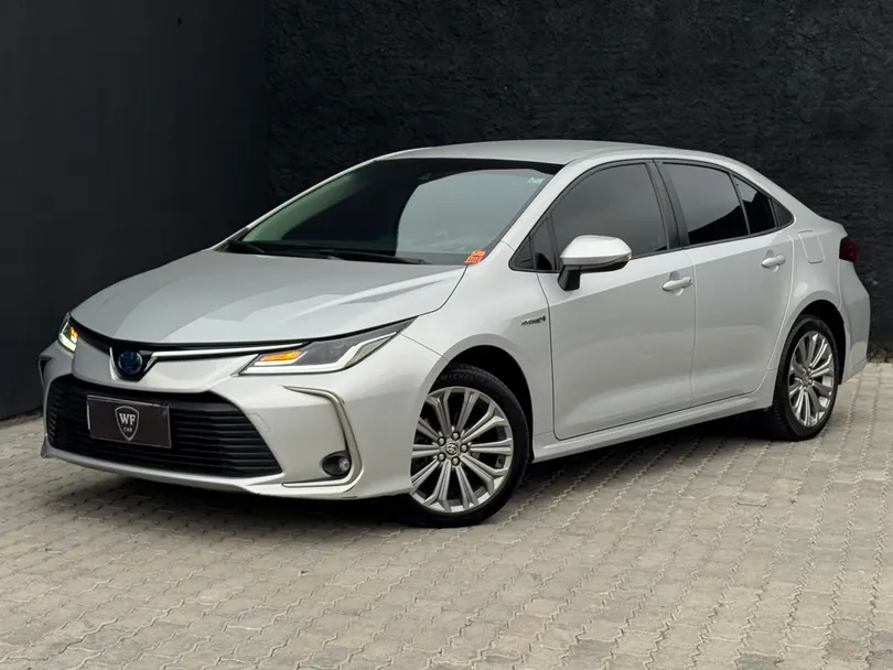 Toyota Corolla Altis Hybrid 1.8 16V Flex Aut.