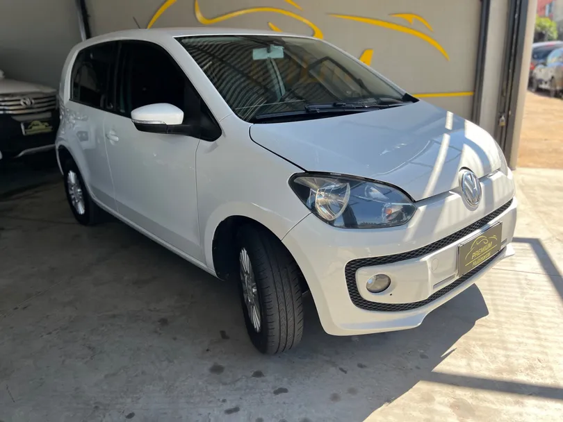VolksWagen up! move 1.0 Total Flex 12V 5p