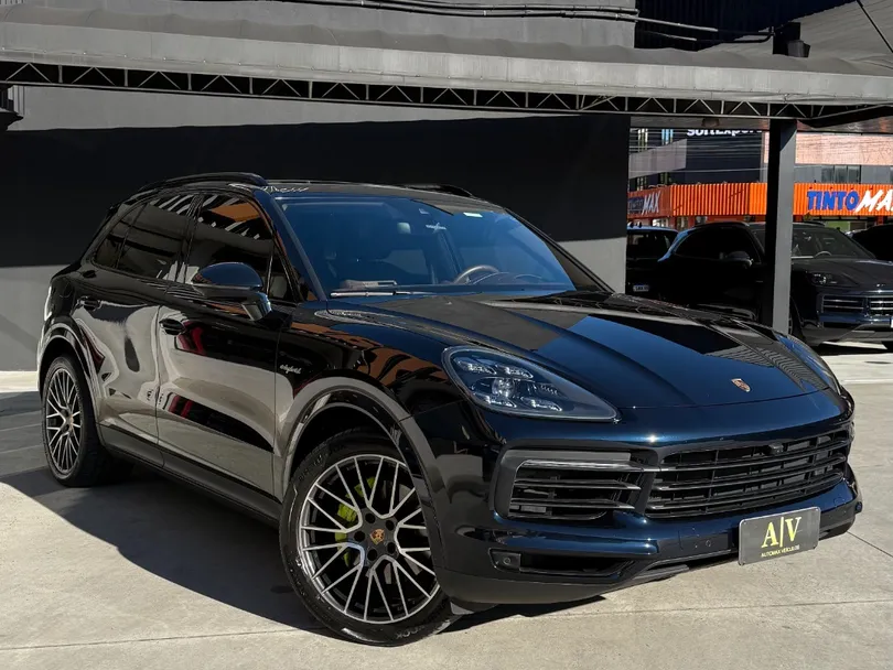 Porsche Cayenne E-Hybrid 3.0 V6 462cv