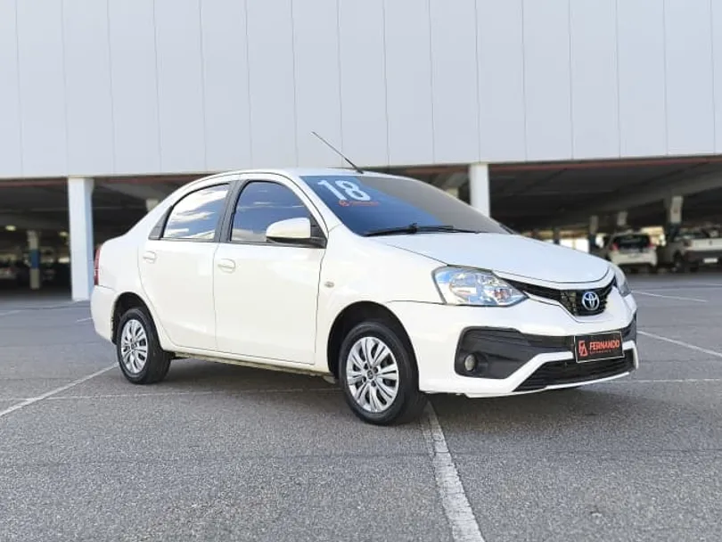 Toyota ETIOS XS Sedan 1.5 Flex 16V 4p Aut.