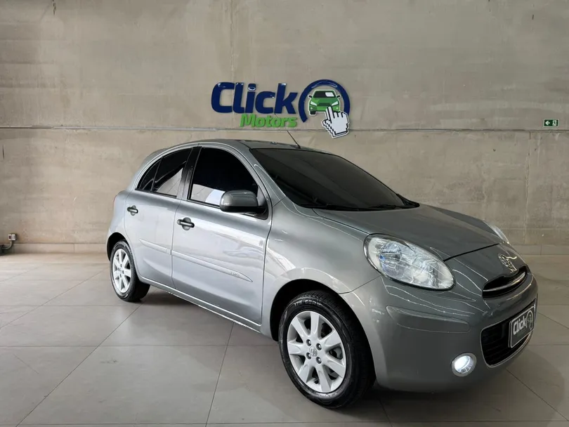 Nissan MARCH SV 1.6 16V Flex Fuel