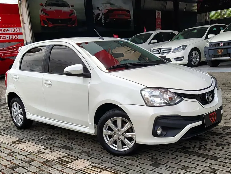 Toyota ETIOS XLS 1.5 Flex 5p Aut.