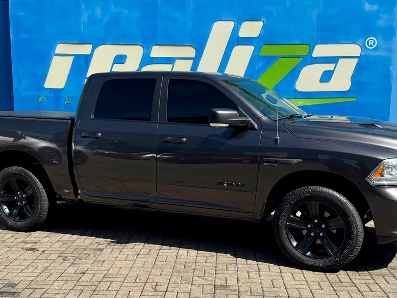 RAM CLASSIC LARAMIE 5.7 CD V8 4X4 Aut.