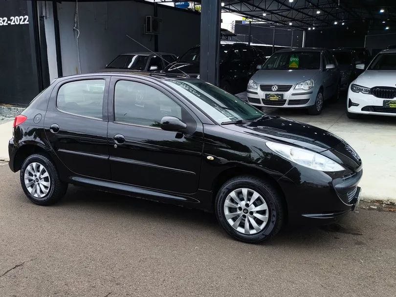 Peugeot 207 XR 1.4 Flex 8V 5p