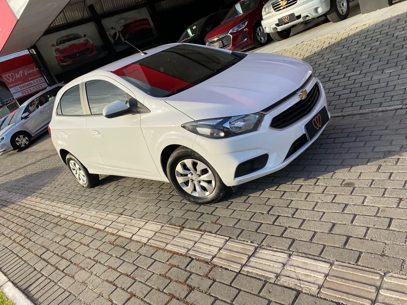 Chevrolet ONIX HATCH LT 1.0 8V FlexPower 5p Mec.