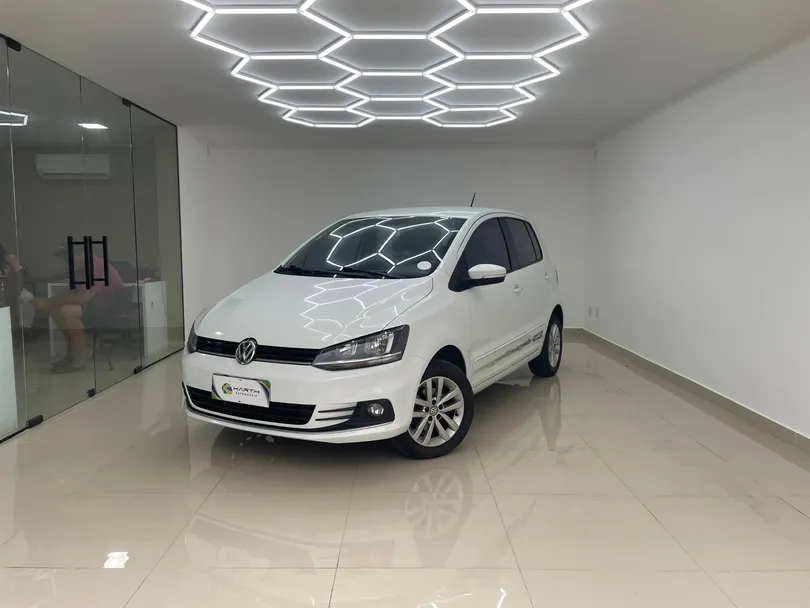 VolksWagen Fox Connect 1.6 Flex 8V 5p