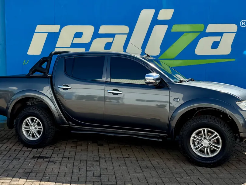 Mitsubishi L200 Triton HPE 3.2 CD TB Int.Diesel Aut