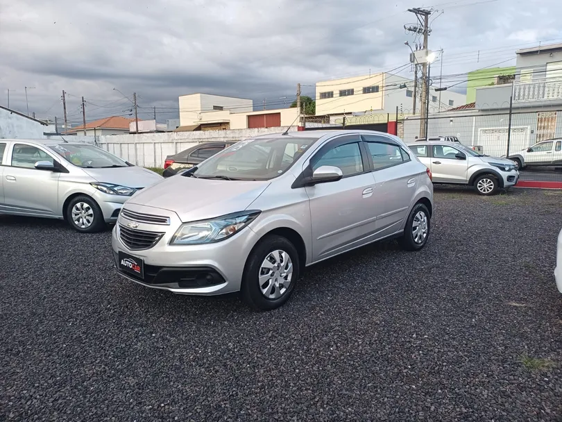 Chevrolet ONIX HATCH LT 1.4 8V FlexPower 5p Mec.